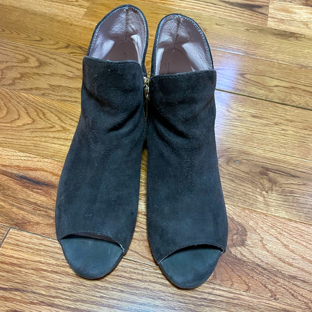 Taryn Rose Peep Toe Booties